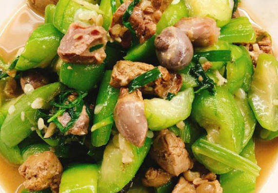 MƯỚP XÀO LÒNG GÀ  HOẶC TỎI