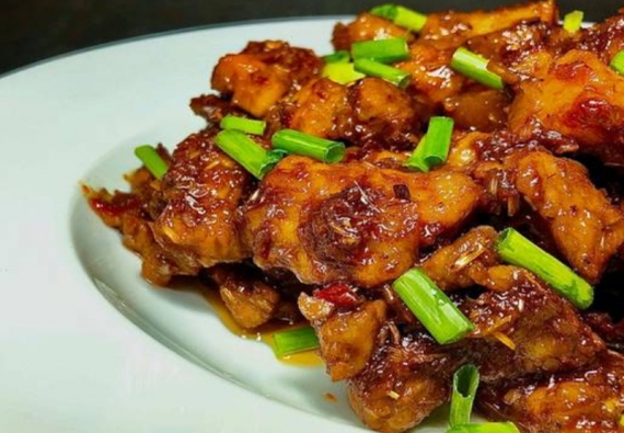 BA RỌI KHO MẮM RUỘT