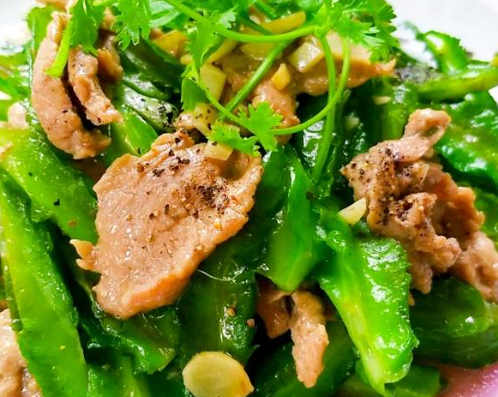 ĐẬU RỒNG XÀO BÒ