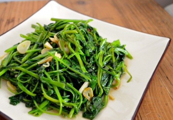 RAU MUỐNG LUỘC HOẶC XÀO TỎI