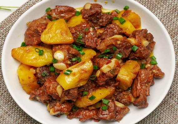 SƯỜN KHO MẮM THƠM