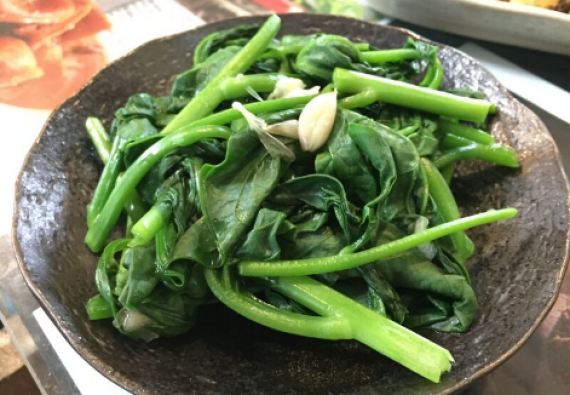 MỒNG TƠI XÀO TỎI