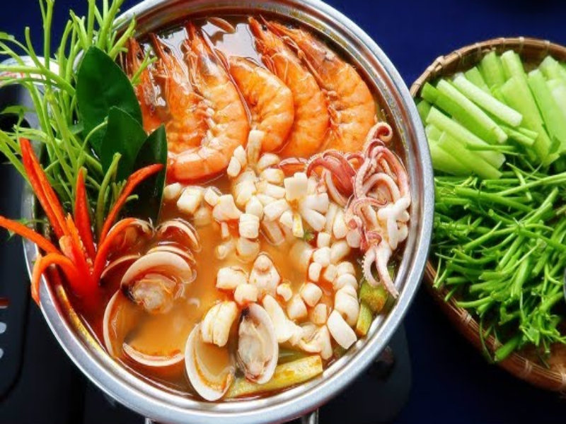  LẨU TÔM CHUA CAY