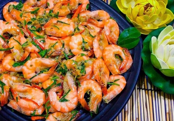 TÔM CHIÊN SẢ LÁ CHANH